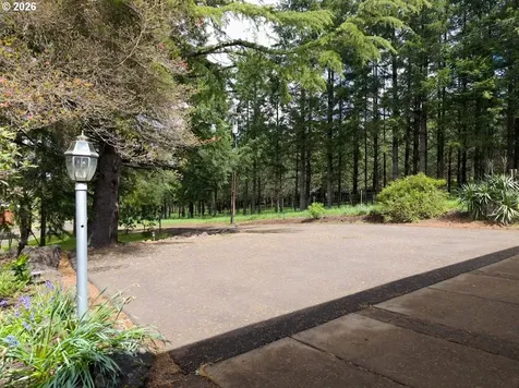110 NE Thousand Oak Drive Corvallis OR 97330