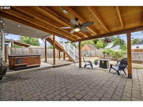 7327 N Oatman Avenue Portland OR 97217