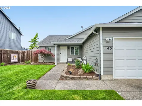 1145 Country Lane Woodburn OR 97071