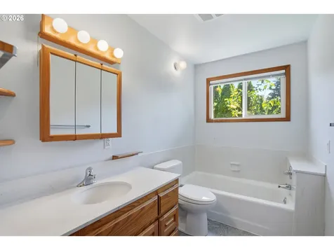 15507 NE Parkinen Road Brush Prairie WA 98606