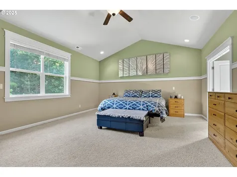 16514 Oaktree Terrace Oregon City OR 97045