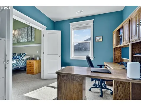 16514 Oaktree Terrace Oregon City OR 97045