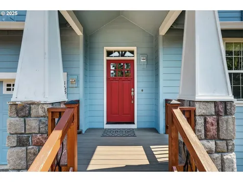 16514 Oaktree Terrace Oregon City OR 97045
