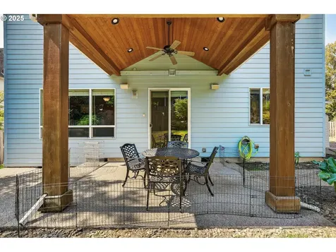 16514 Oaktree Terrace Oregon City OR 97045