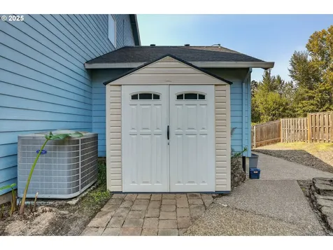 16514 Oaktree Terrace Oregon City OR 97045