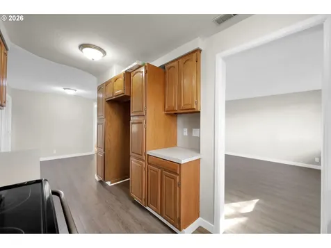 733 54th Street Springfield OR 97478