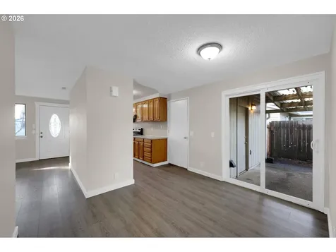 733 54th Street Springfield OR 97478