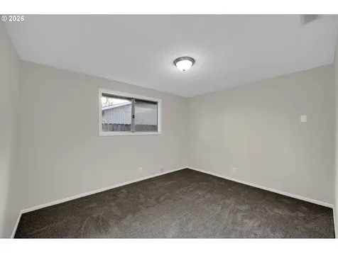 733 54th Street Springfield OR 97478