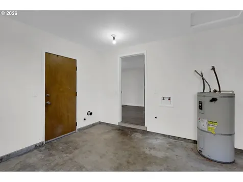 733 54th Street Springfield OR 97478