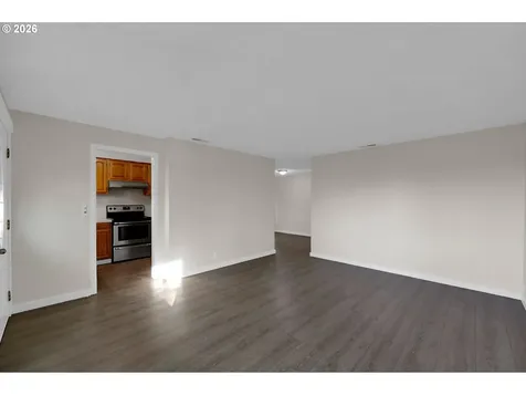 733 54th Street Springfield OR 97478