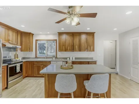 19605 SW Madeline Street Beaverton OR 97078