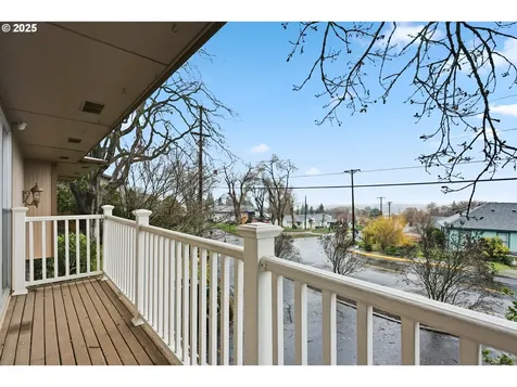 1610 Kelly Avenue The Dalles OR 97058