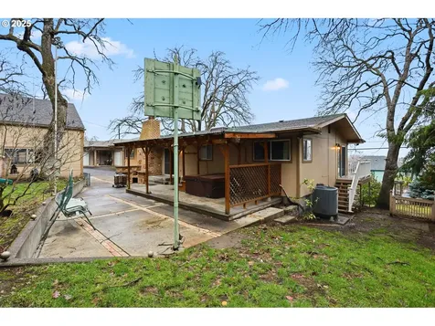 1610 Kelly Avenue The Dalles OR 97058