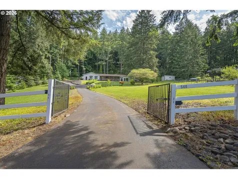 546 Bonnie Court NW Salem OR 97304