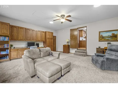 546 Bonnie Court NW Salem OR 97304