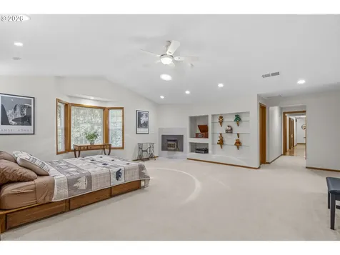 546 Bonnie Court NW Salem OR 97304