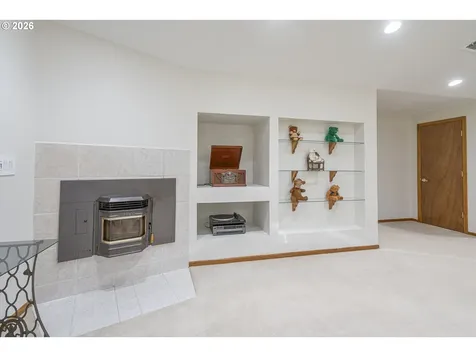 546 Bonnie Court NW Salem OR 97304