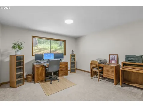 546 Bonnie Court NW Salem OR 97304