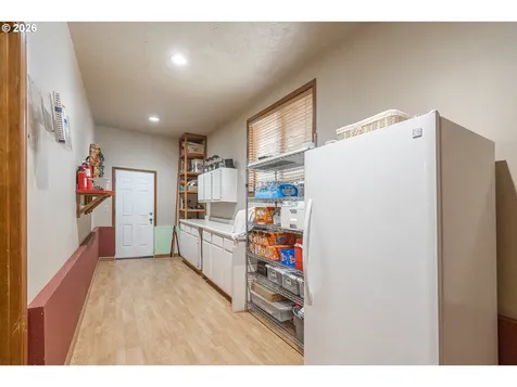 546 Bonnie Court NW Salem OR 97304