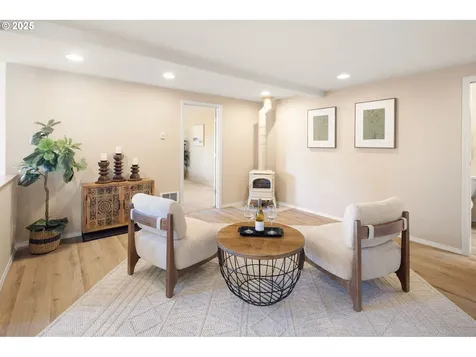 4679 Scottdale Street Eugene OR 97404