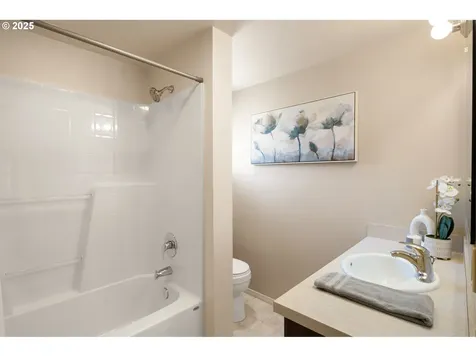 4679 Scottdale Street Eugene OR 97404
