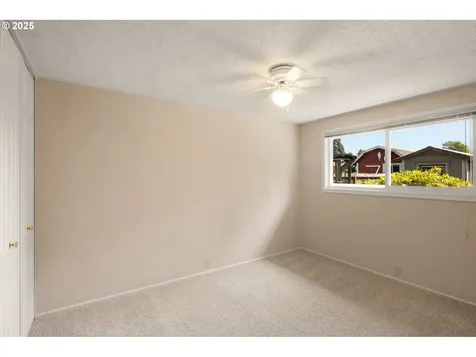 4679 Scottdale Street Eugene OR 97404