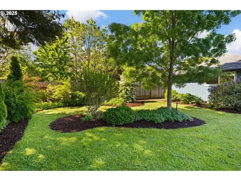 4679 Scottdale Street Eugene OR 97404