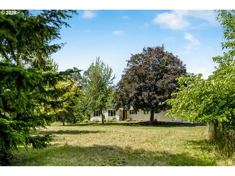 17340 NE Woodland Loop Road Yamhill OR 97148