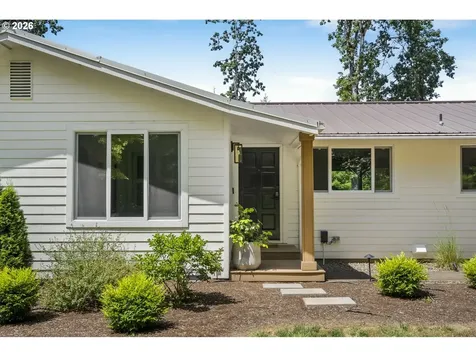 17340 NE Woodland Loop Road Yamhill OR 97148