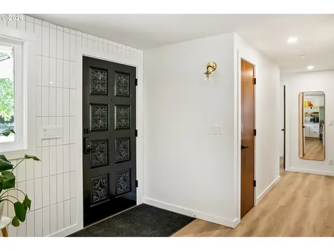 17340 NE Woodland Loop Road Yamhill OR 97148