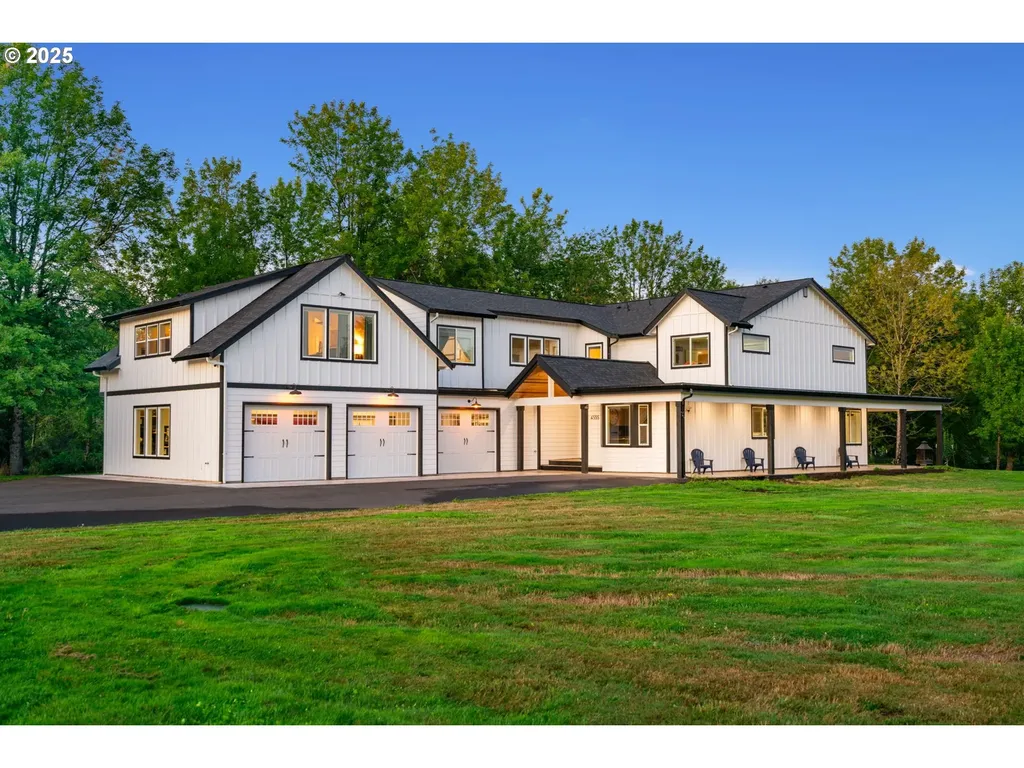 4555 NE 242nd Avenue Vancouver WA 98682