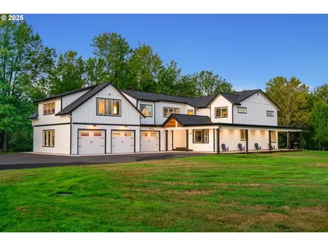 4555 NE 242nd Avenue Vancouver WA 98682