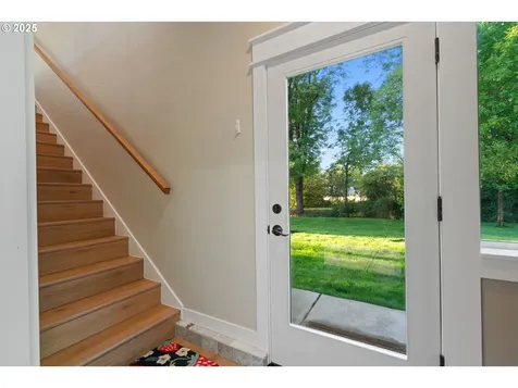 4555 NE 242nd Avenue Vancouver WA 98682