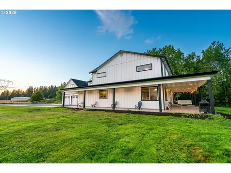 4555 NE 242nd Avenue Vancouver WA 98682