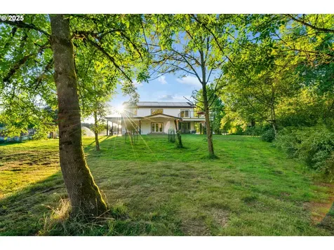 4555 NE 242nd Avenue Vancouver WA 98682