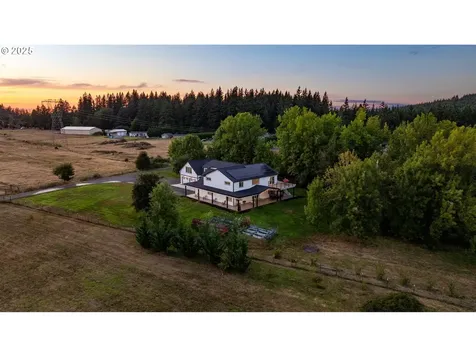 4555 NE 242nd Avenue Vancouver WA 98682