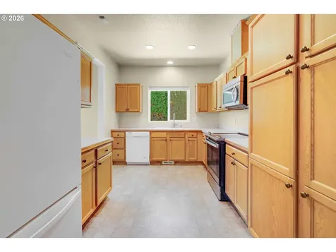 2365 N Gray Street Cornelius OR 97113