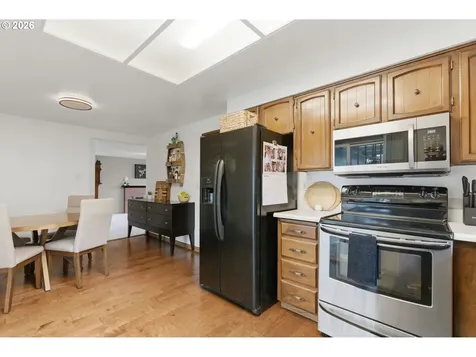 6505 SE 43rd Avenue Portland OR 97206