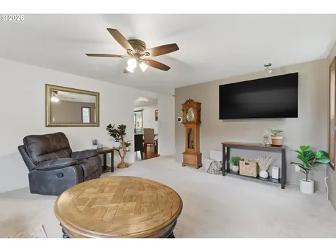 6505 SE 43rd Avenue Portland OR 97206