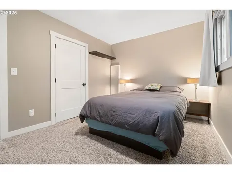 4607 SE 88th Avenue Portland OR 97266