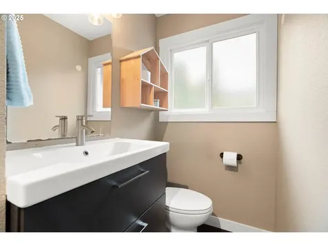 4607 SE 88th Avenue Portland OR 97266
