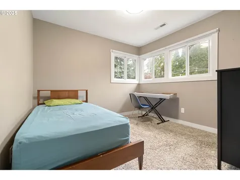 4607 SE 88th Avenue Portland OR 97266