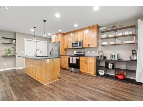 4607 SE 88th Avenue Portland OR 97266