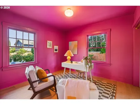 5930 SE 18th Avenue Portland OR 97202