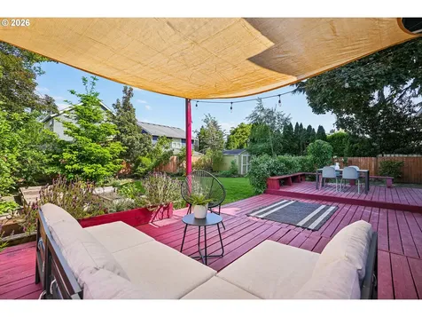 5930 SE 18th Avenue Portland OR 97202