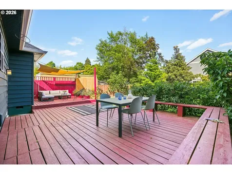 5930 SE 18th Avenue Portland OR 97202