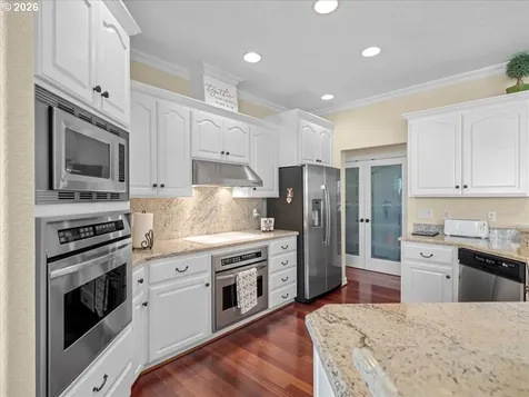 1683 Olympia Court NW Salem OR 97304