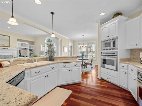 1683 Olympia Court NW Salem OR 97304