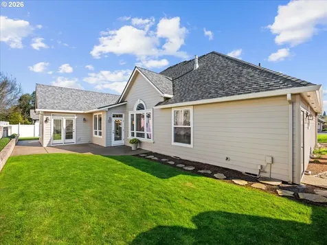 1683 Olympia Court NW Salem OR 97304