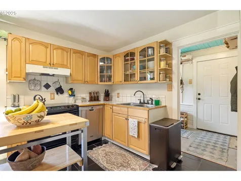917 NW Greeley Street Camas WA 98607